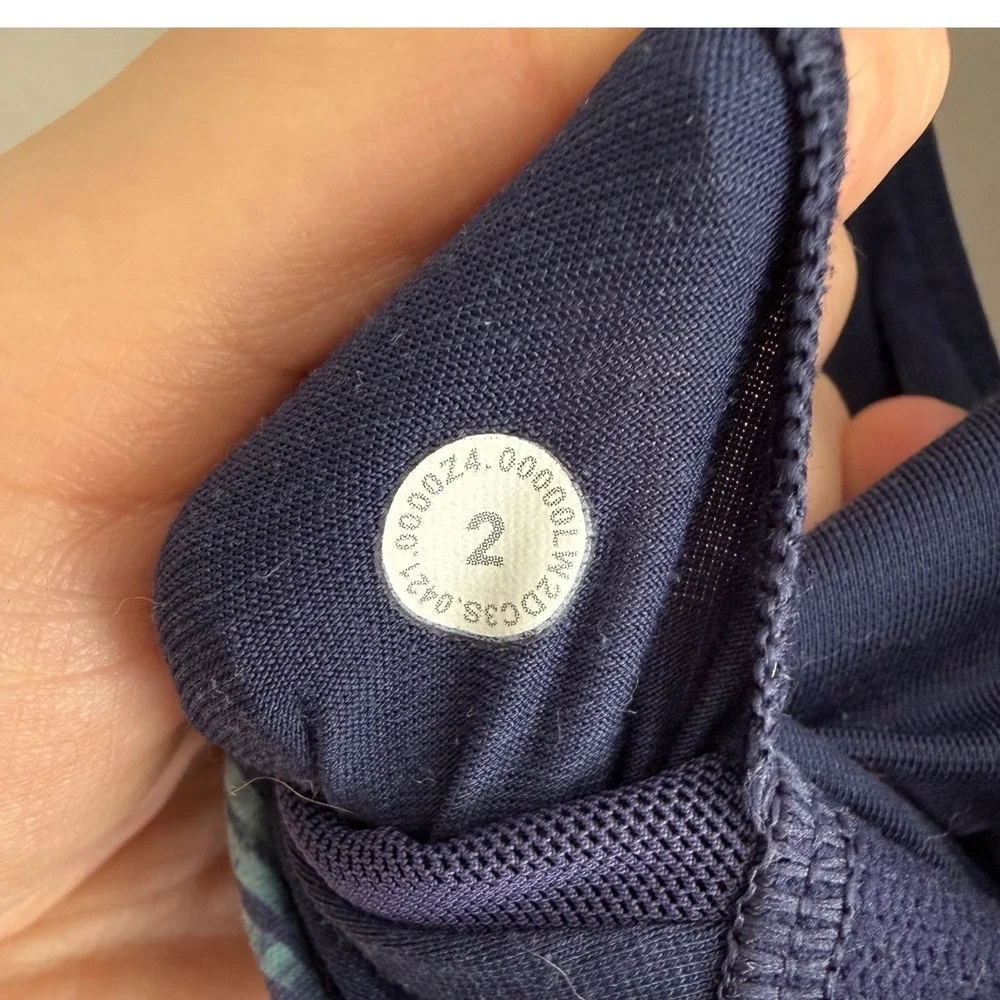 Lululemon Wunder Train Bra‎ Medium Support Shapeshifter Flux Blue Multi size 2